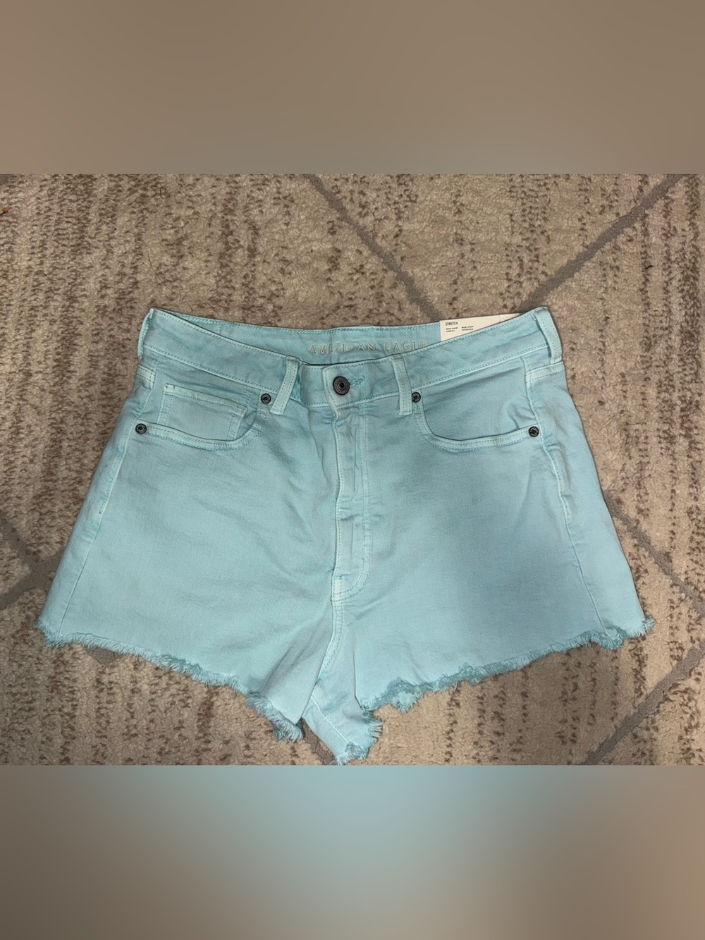 American eagle mom short